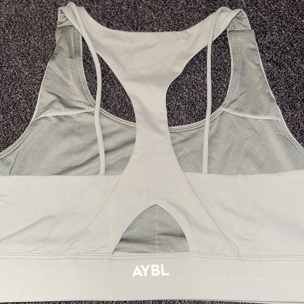 Core bra - Picture 3 of 3